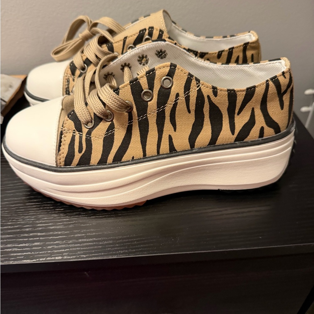 Stylish Tan Zebra Print Women's wedge Sneakers